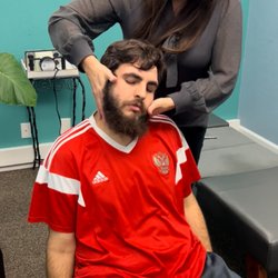 ChiroMarin - Manual chiropractic neck adjustment