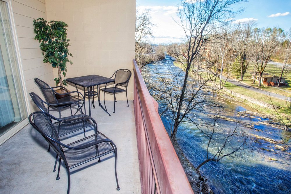 CEDAR LODGE CONDOS 53 Photos 3919 S River Rd, Pigeon TN Yelp