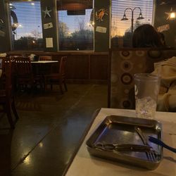 Let’s Crab - Dining area