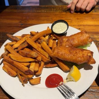 Mount Shasta Craft House - Fish and chips - Salad Near Me - Mount Shasta, California Mount Shasta Craft House - Fish and chips - Salad Near Me - Mount Shasta, California