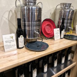 Oil and Vinegar Cellar - Vinegar