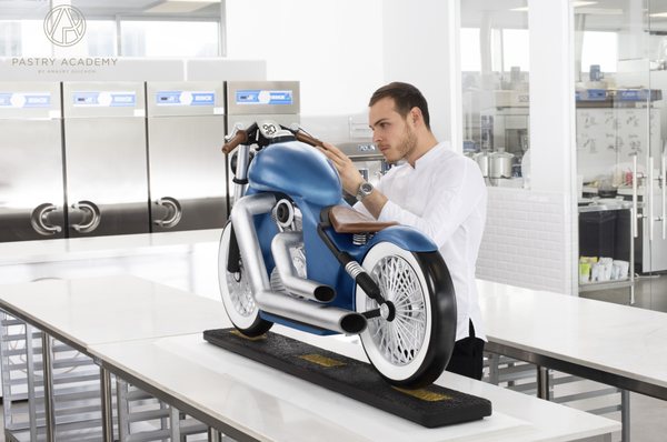 Pastry Academy by Amaury Guichon by null