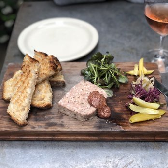 Gjelina - Mary 's Chicken & Duck Liver Pate on Toast , Pickled Red Onion , Spicy Greens - New American Near Me - Venice, California