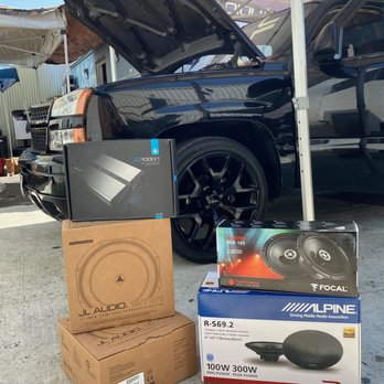 DJ Custom Audio - Electronics Near Me - South Gate, California DJ Custom Audio - Electronics Near Me - South Gate, California