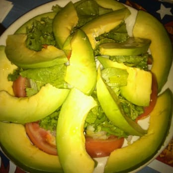 Casa Adela - Enalada de aguacate - Latin American Near Me - New York, New York