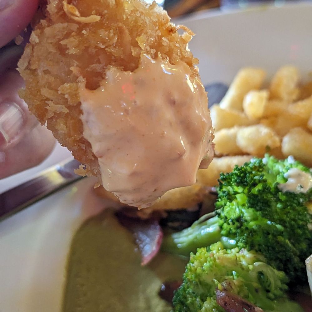 Tahiti Nui - Sriracha Aioli..by the way the French fries are excellent too - Seafood Near Me - Hanalei, Hawaii Tahiti Nui - Sriracha Aioli..by the way the French fries are excellent too - Seafood Near Me - Hanalei, Hawaii