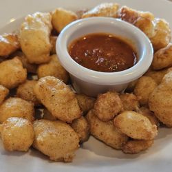 Local Tap - Half portion of the fried cheese curds. Really good marinara.