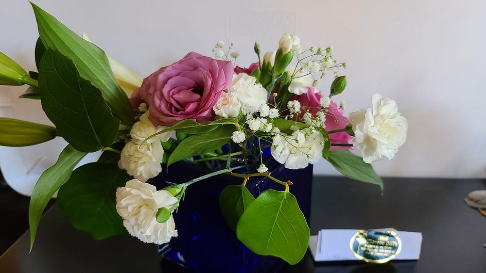 MAI FLOWER BILL’S 89 Photos & 72 Reviews 6405 NE Glisan St