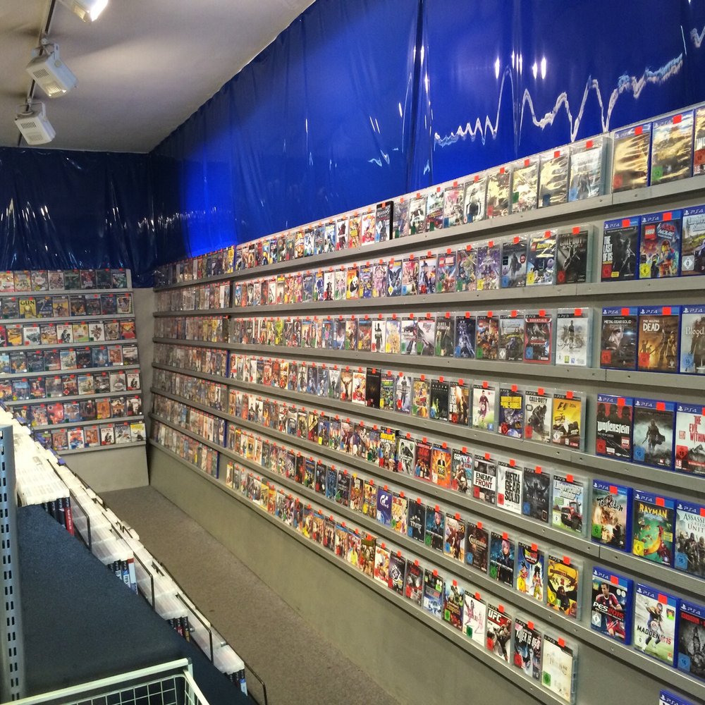 Games Studio - Inside - Video Game Stores Near Me - Nuremberg, BY Games Studio - Inside - Video Game Stores Near Me - Nuremberg, BY
