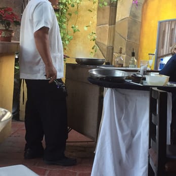 Los Barriles - Cooking table side - Seafood Near Me - Cabo San Lucas, BCS Los Barriles - Cooking table side - Seafood Near Me - Cabo San Lucas, BCS
