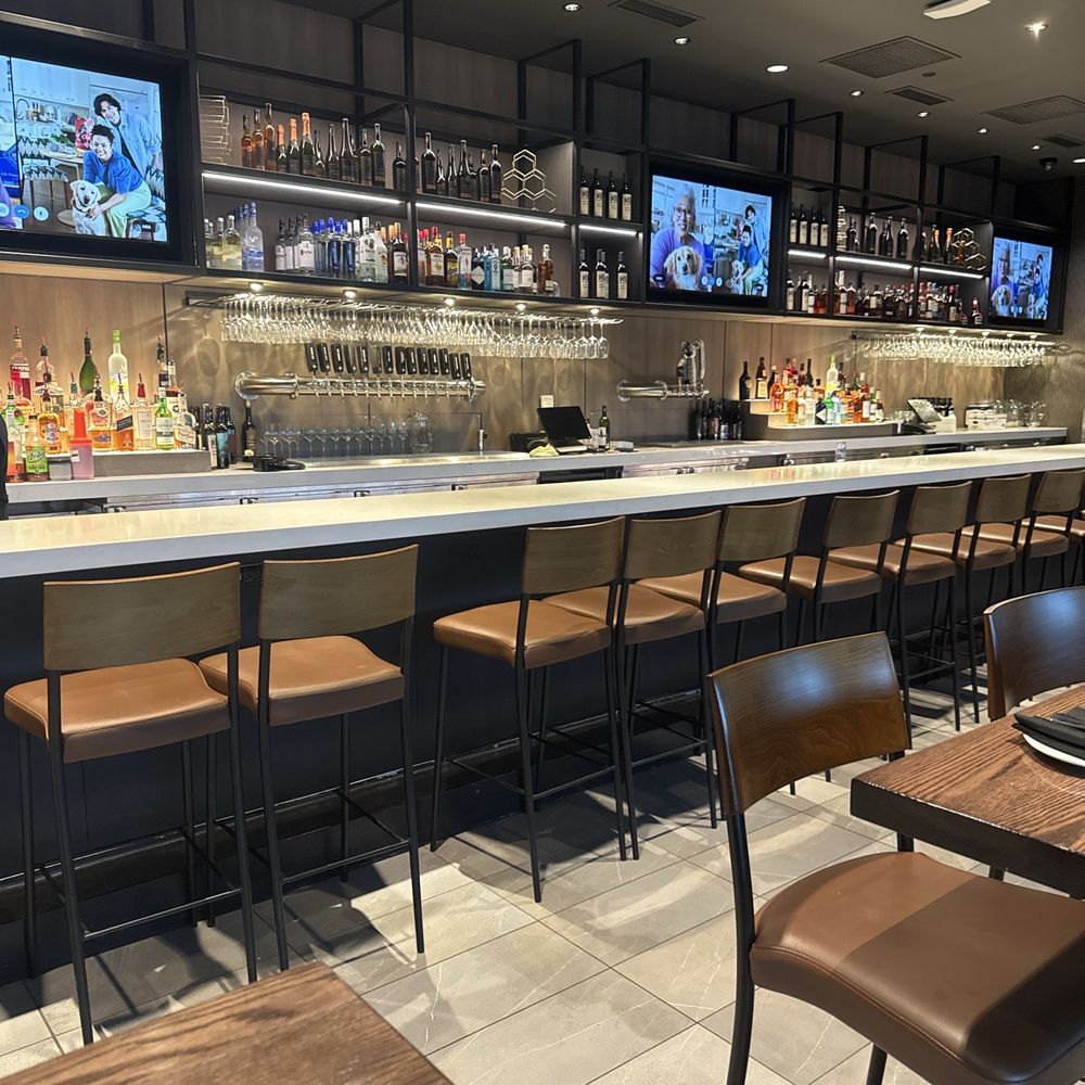 Cooper’s Hawk Winery & Restaurant - Bar area - Wine Bars Near Me - Gurnee, Illinois Cooper’s Hawk Winery & Restaurant - Bar area - Wine Bars Near Me - Gurnee, Illinois