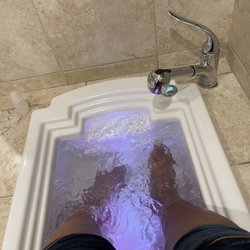 James M DeJesus, DPM, FACFAS, FACFO - FootSoak before Seeing Dr.