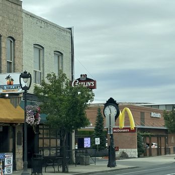 Gatlins Cafe - Outside of the restaurant - Breakfast & Brunch Near Me - Yakima, Washington Gatlins Cafe - Outside of the restaurant - Breakfast & Brunch Near Me - Yakima, Washington
