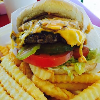 Super Burger - YUMMM - Burgers Near Me - Pasadena, California Super Burger - YUMMM - Burgers Near Me - Pasadena, California