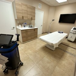 Miami Lakes Med Spa - Laser room