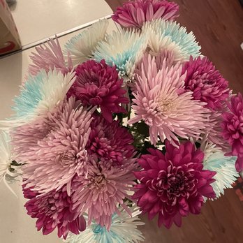 Kroger - So pretty $3 - Grocery Near Me - Yorktown, Virginia Kroger - So pretty $3 - Grocery Near Me - Yorktown, Virginia