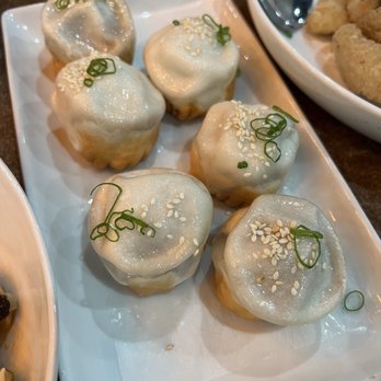 Yang Kee Dumpling - Pan fried pork buns - Dim Sum Near Me - Davis, California