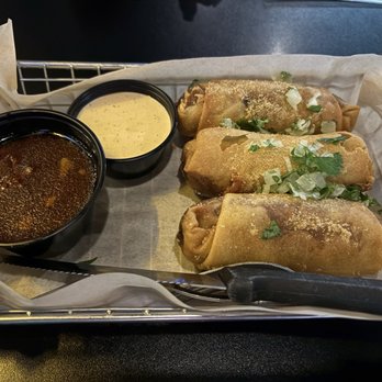 Brews - A Taphouse and Gourmet Burger Joint - American Near Me - Chandler, Arizona Brews - A Taphouse and Gourmet Burger Joint - American Near Me - Chandler, Arizona