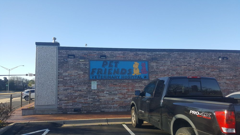 Pet Friends Veterinary Hospital - pet boarding facility in Oklahoma City, OK