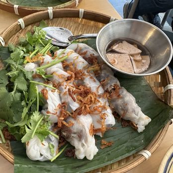 Banh - Vietnamese Near Me - New York, New York