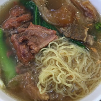 何洪記 - Braised beef brisket and tendon with noodles in soup - Dim Sum Near Me - Hong Kong, HK 何洪記 - Braised beef brisket and tendon with noodles in soup - Dim Sum Near Me - Hong Kong, HK