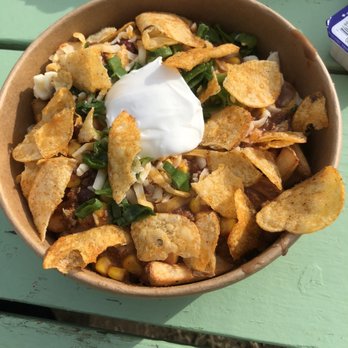 Pingle's Farm Market - Chunky Chili Poutine - Farmers Market Near Me - Hampton, Ontario