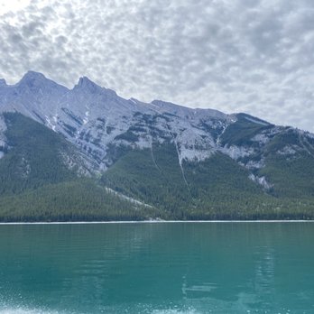 Lake Minnewanka - Lakes Near Me - Banff, Alberta Lake Minnewanka - Lakes Near Me - Banff, Alberta