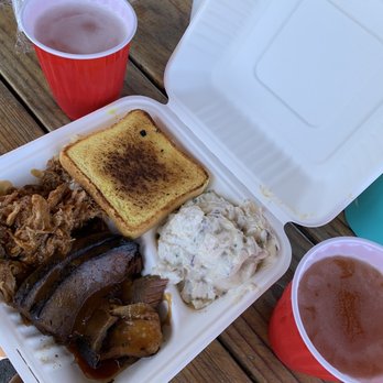High On The Hog - a tray of food and drinks - Food Trucks Near Me - Albany, Oregon
