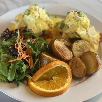 Banana Leaf - 6/10 - Crab Benedict -- (the hollandaise sauce was everything) - Breakfast & Brunch Near Me - El Cerrito, California Banana Leaf - 6/10 - Crab Benedict -- (the hollandaise sauce was everything) - Breakfast & Brunch Near Me - El Cerrito, California