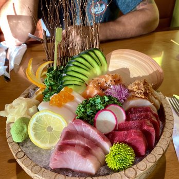 Baiyoke Thai Bistro - Chefs selection sashimi - Thai Near Me - Venice, Florida