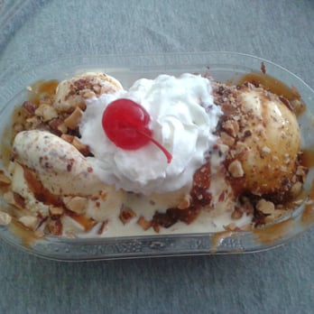 Braum's Ice Cream and Dairy Store - Caramel brownie sundae! - Ice Cream & Frozen Yogurt Near Me - Irving, Texas Braum's Ice Cream and Dairy Store - Caramel brownie sundae! - Ice Cream & Frozen Yogurt Near Me - Irving, Texas