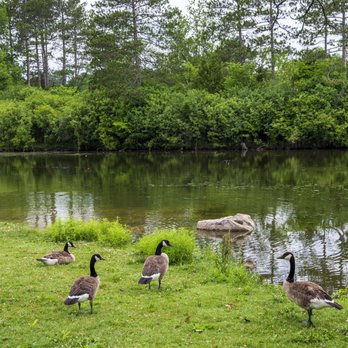 Greenfield Park - Parks Near Me - West Allis, Wisconsin