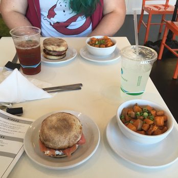 Moxie Eatery - Cafes Near Me - Denver, Colorado