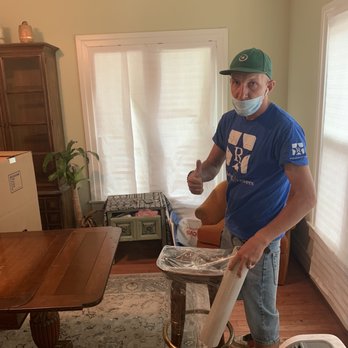 Rockstar Pro Movers - Rock Star Movers moving our furniture. - Movers Near Me - Tarzana, California Rockstar Pro Movers - Rock Star Movers moving our furniture. - Movers Near Me - Tarzana, California