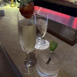 Mezcal mule & prosecco! Mezcal mule & prosecco!