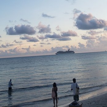 Louie's Backyard - patio view - New American Near Me - Key West, Florida