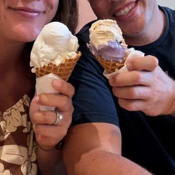 Via Gelato - Haupia Sorbetto + Almond Cookie, Ube & Coffee - Ice Cream & Frozen Yogurt Near Me - Honolulu, Hawaii Via Gelato - Haupia Sorbetto + Almond Cookie, Ube & Coffee - Ice Cream & Frozen Yogurt Near Me - Honolulu, Hawaii