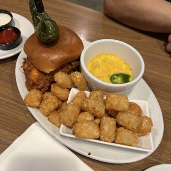 Slater's 50/50 - Burgers Near Me - Las Vegas, Nevada