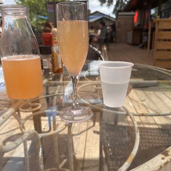 Leeland House - Blood orange mimosa - Breakfast & Brunch Near Me - Houston, Texas