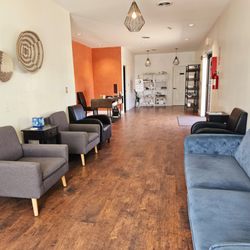 Whole Health Chiropractic - Waiting room