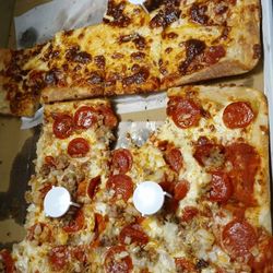 Mac's Pizzeria & Grill - What I received