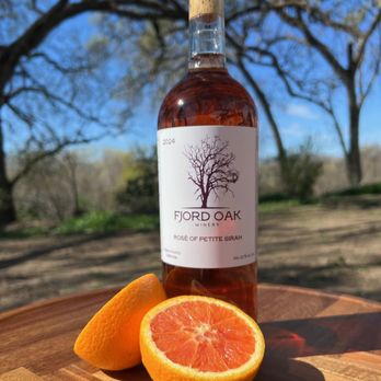 Fjord Oak Winery - Wineries Near Me - Winters, California Fjord Oak Winery - Wineries Near Me - Winters, California