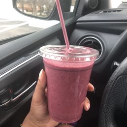 "Collagen berry smoothie"