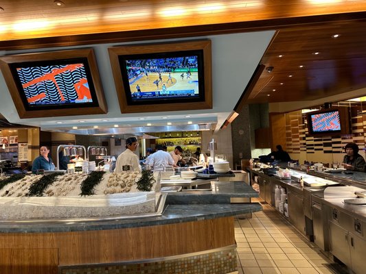 Tides Oyster Bar by null