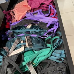 Victoria's Secret & PINK