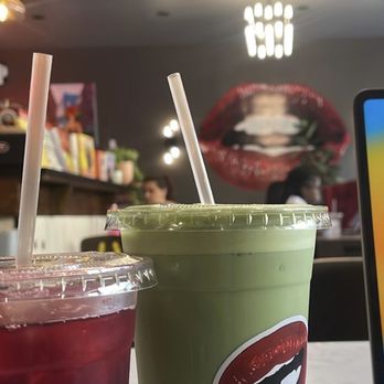 Lips Cafe - Green Matcha - Cafes Near Me - Brooklyn, New York