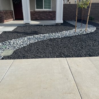 Homeowner Turf Direct - Rock yard with riverbed. - Artificial Turf Near Me - Lake Elsinore, California Homeowner Turf Direct - Rock yard with riverbed. - Artificial Turf Near Me - Lake Elsinore, California