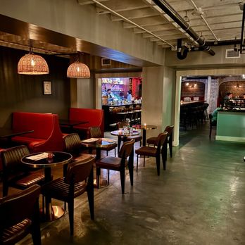 THE ALLEY CAT LOUNGE - Updated August 2025 - 552 Photos & 396 Reviews