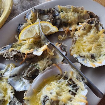 Graham's Landing - Grilled oysters - Seafood Near Me - Murrells Inlet, South Carolina