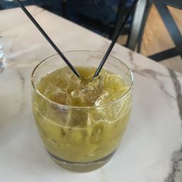 Kiwi caipirinha Kiwi caipirinha